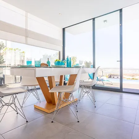 Sao Martinho וילה סאו מרטיניו דו פורטו